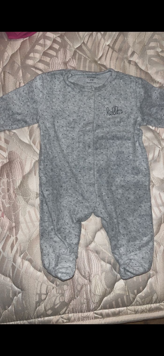 Lot pyjama 3 mois - photo numéro 4