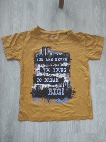 Tee-shirt manches courtes garçon 8 ans