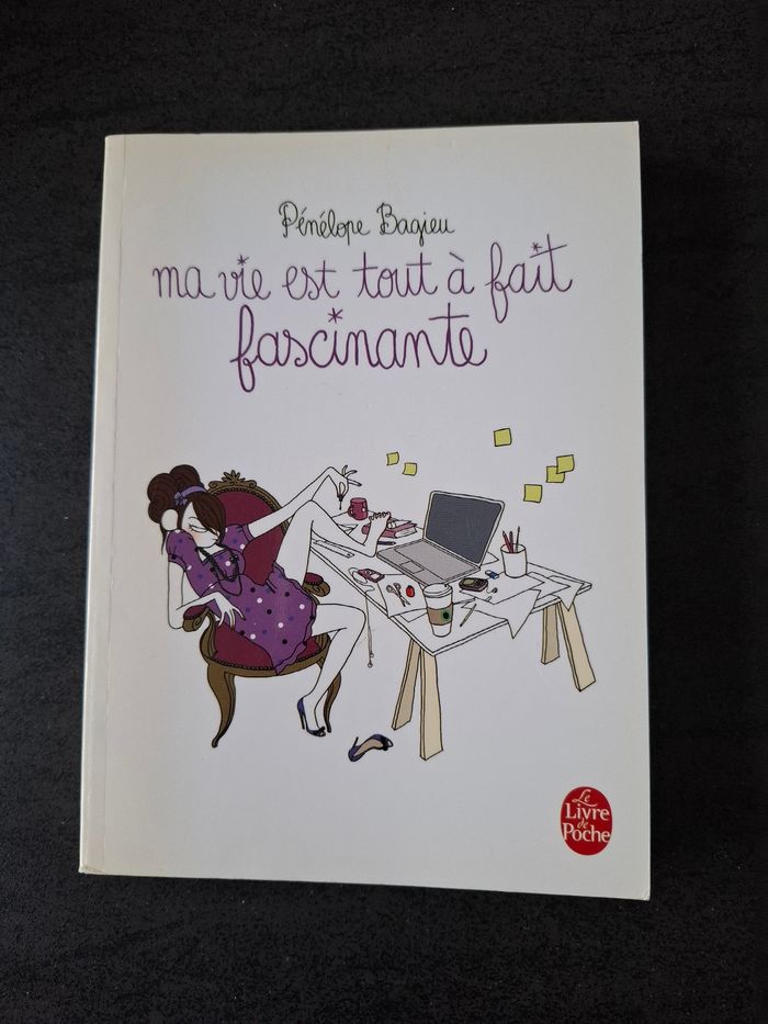 Livre Ma vie est tout à fait fascinante de Pénélope Bagieu en bon état