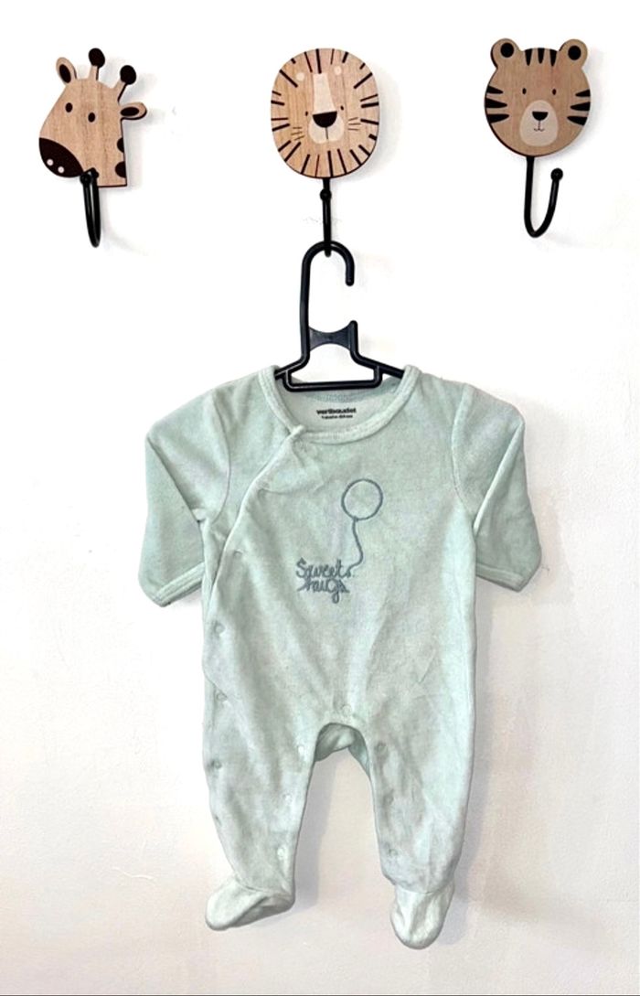 Pyjama en velours taille 1 mois