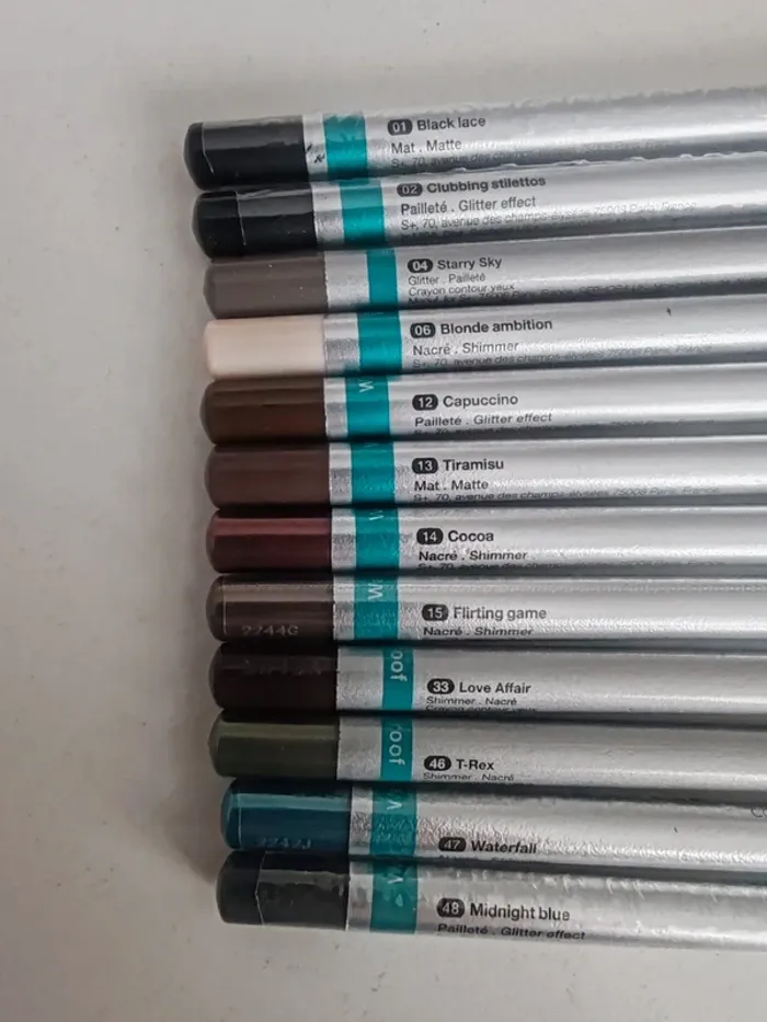 Crayon contour des yeux waterproof - photo numéro 3