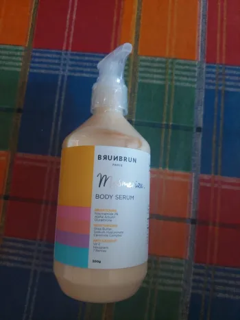 Body serum/crème pour le corps Brun Brun