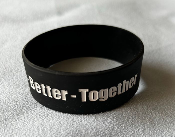 NEUF : bracelet silicone Herbalife - photo numéro 4