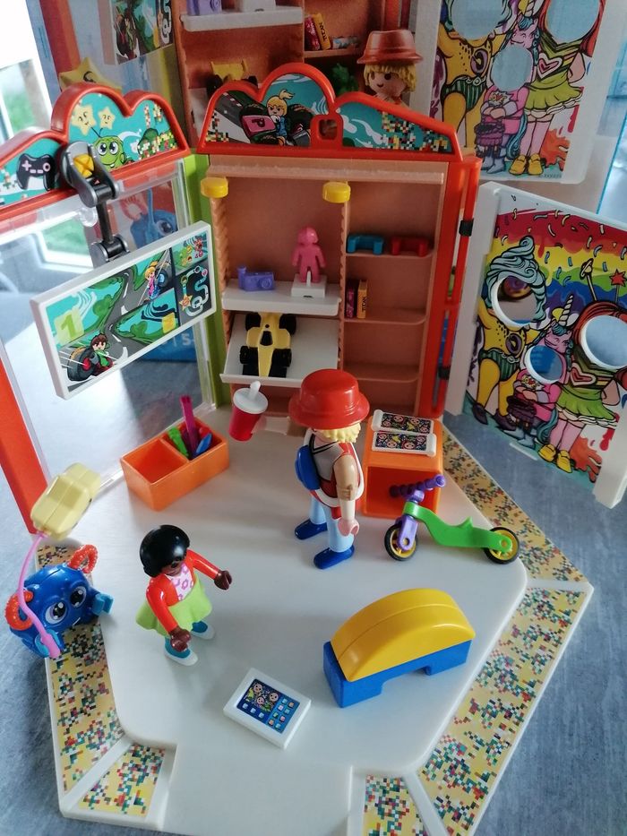 Magasin de jouet playmobile 71536 - photo numéro 2
