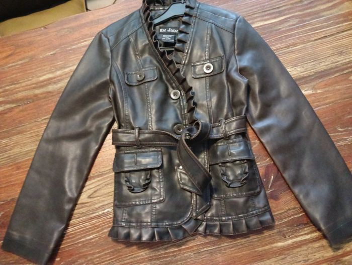 Veste simili taille 10 ans