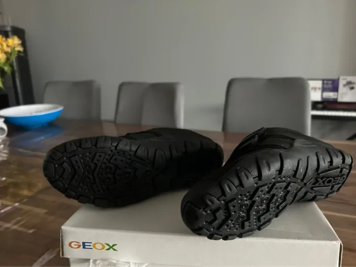 Basket geox NEUVE taille 39 - photo numéro 4