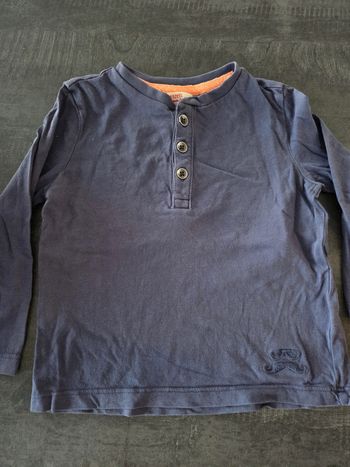 Tee shirt