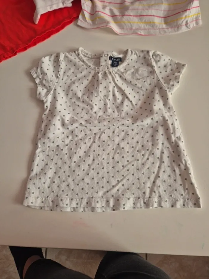 Lot tshirts 12 mois - photo numéro 4