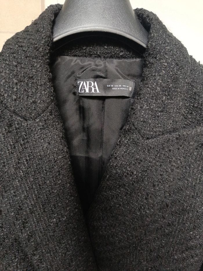 Veste Zara XS noire jamais portée - photo numéro 3