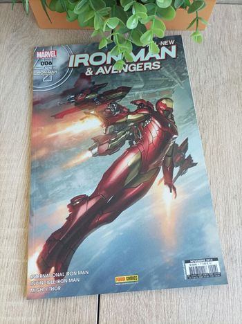 Comics Iron-man et Avengers numéro 6 panini comics