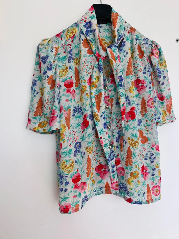 blouse à fleurs