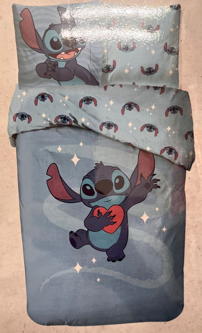 Parure de lit simple (housse de couette + taie d'oreiller) - Stitch - Disney