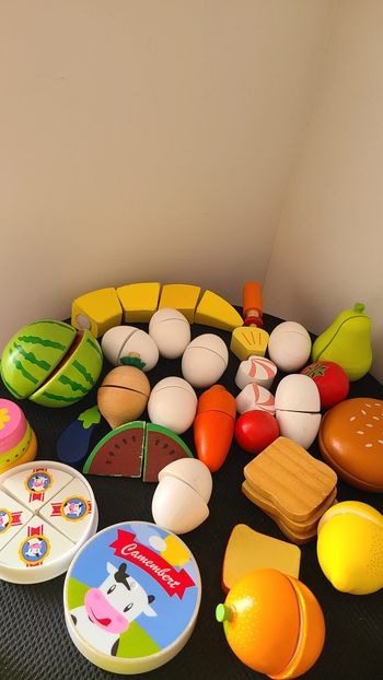 Fruits à découper en bois