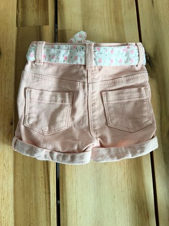 Lot de 2 t-shirt et un short 