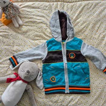 Veste à capuche