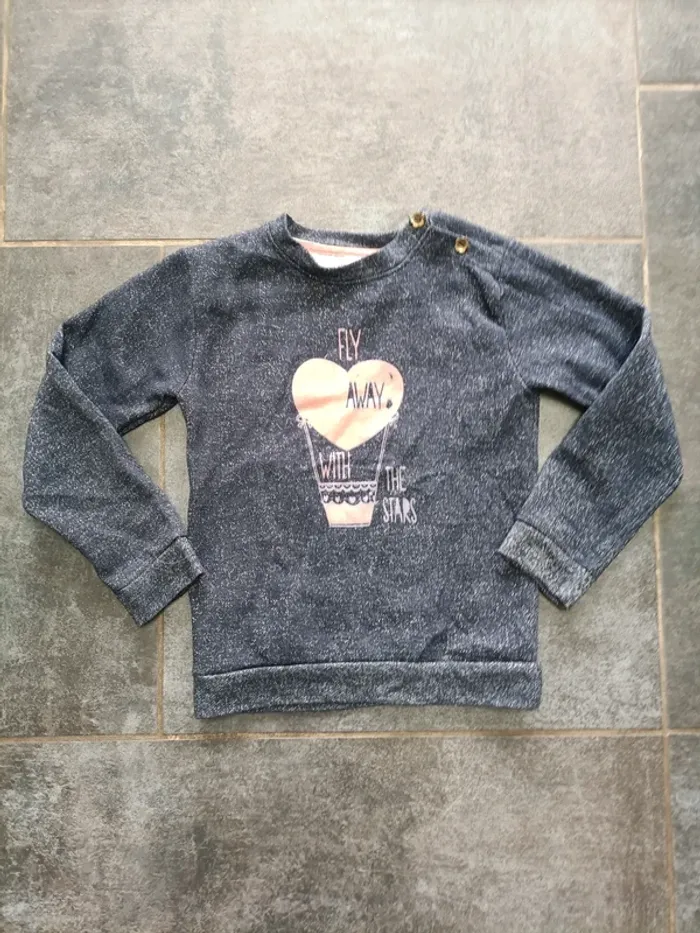 Pull avec fils brillants