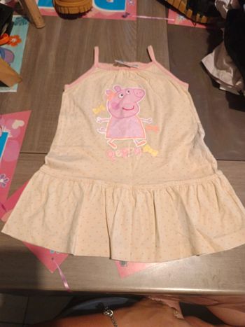 Robe Peppa pig 24 mois
