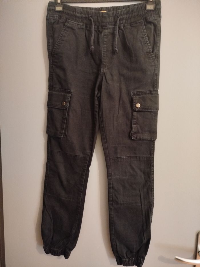 Pantalon cargo