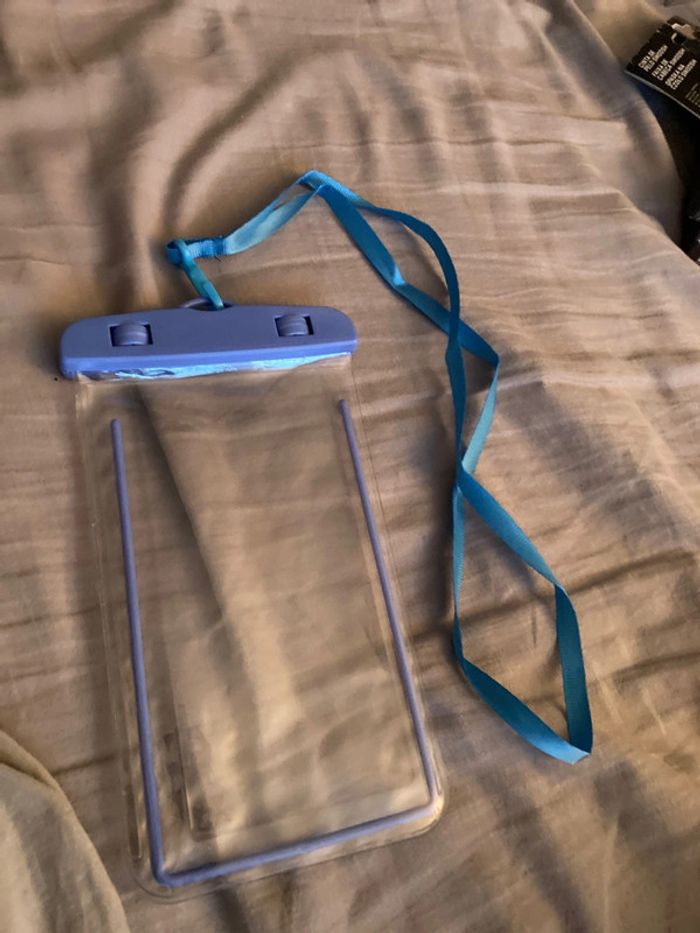 Étui de protection pour téléphone - photo numéro 2