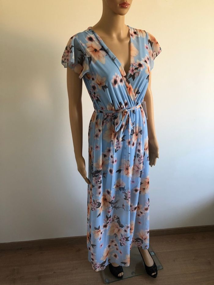 Robe longue bleue claire et fleurie neuve New Collection taille unique - photo numéro 2