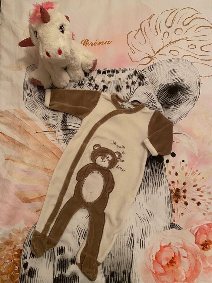 Pyjama velours, taille 3 mois, marque Kimbaloo.