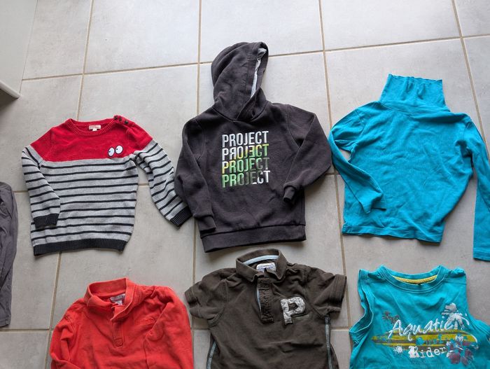 Lot vêtements garçon 6 ans - photo numéro 3