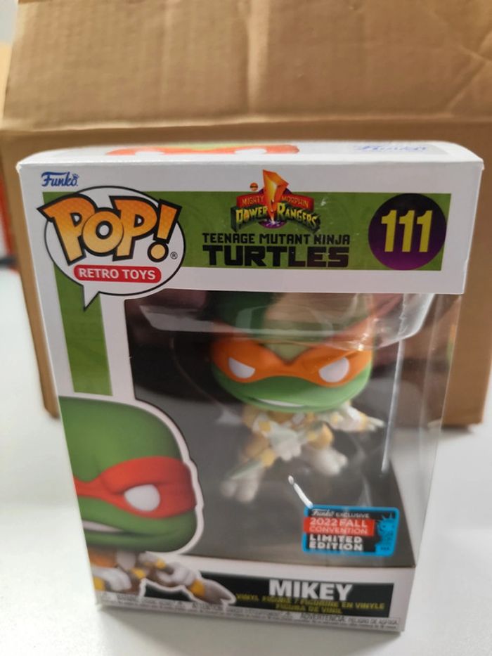 Figurine tortues ninja mikey x power rangers