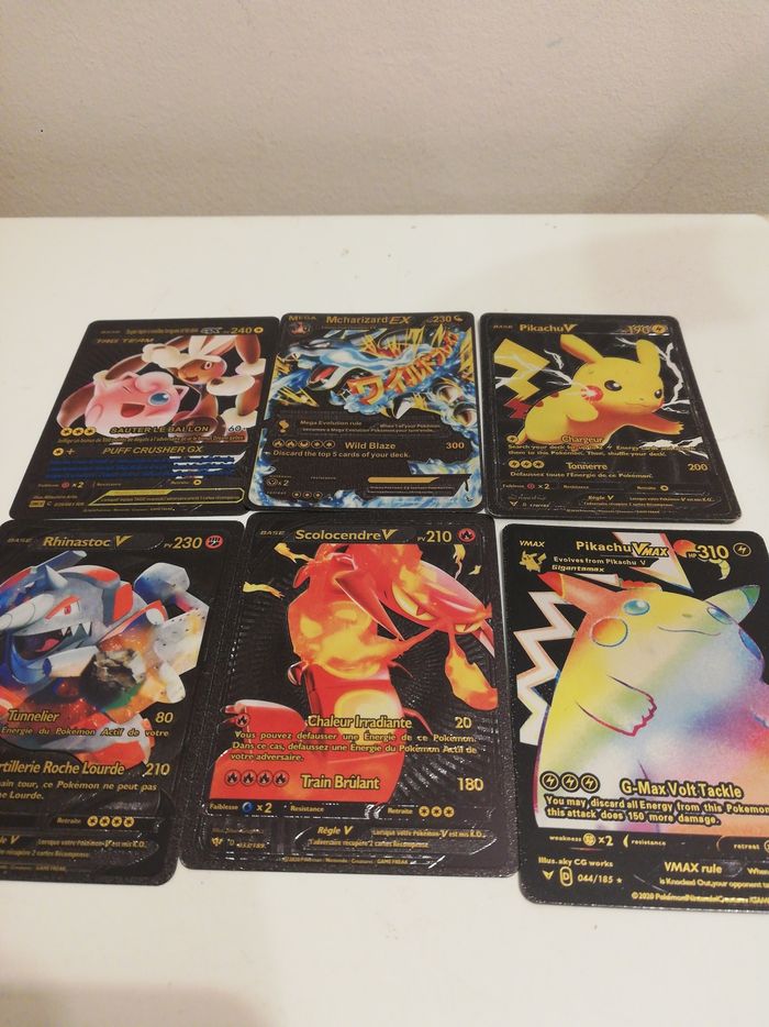 Cartes pokémons noires