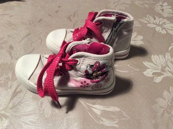 Baskets Minnie pointure 24