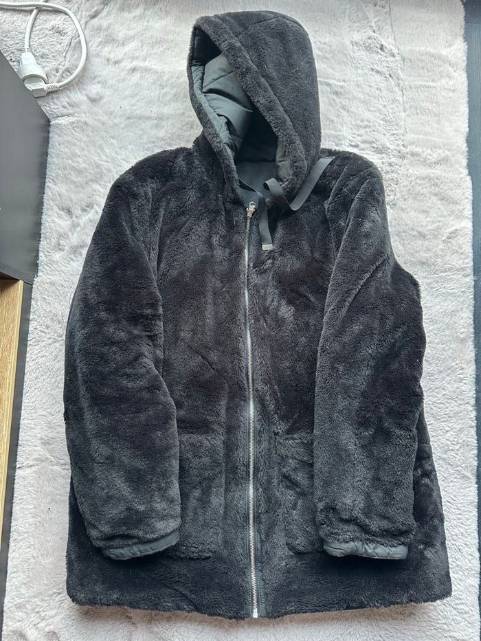 Manteau réversible femme fourrure et imperméable