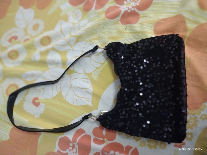 Sac a main a pailletes - photo numéro 2