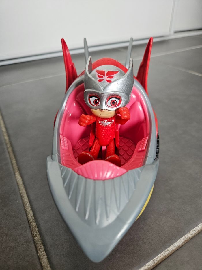 Lot de 3 véhicules et figurines pyjamasques PJ MASK, très très propres - photo numéro 6