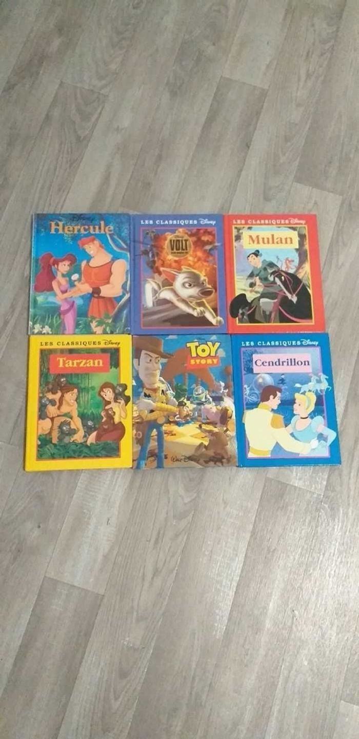 Livre histoire disney