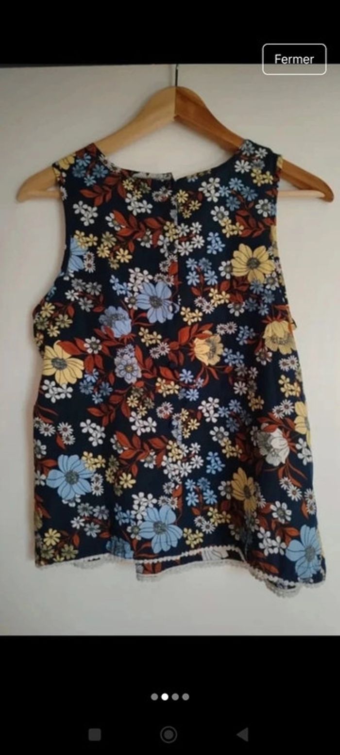 Débardeur motif floraux - photo numéro 2