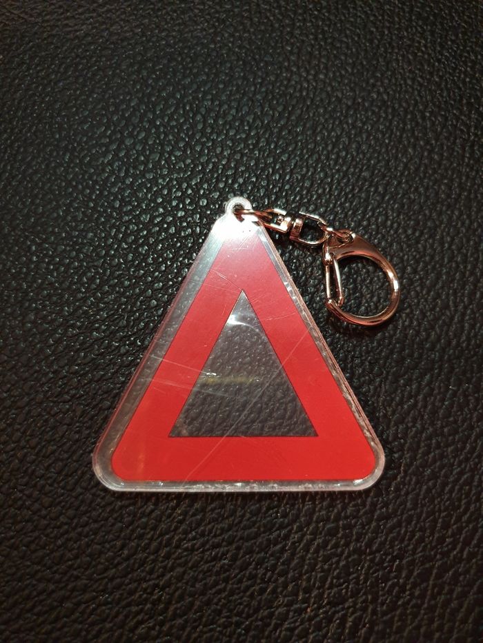 Porte-clés Squid game Triangle - photo numéro 2