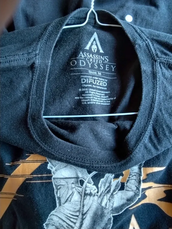 Tee-shirt manches courtes Assassins Creed (A226) - photo numéro 2