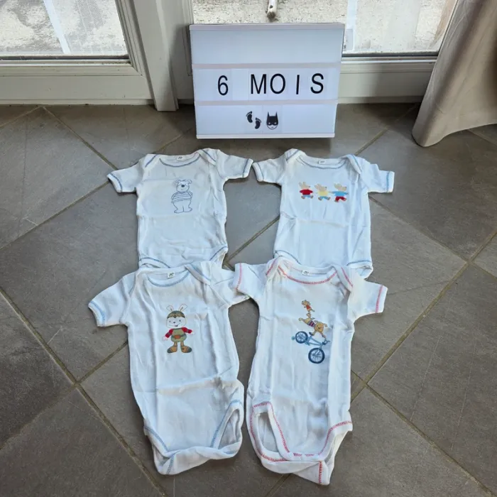 Lot vêtements 6 mois - photo numéro 20