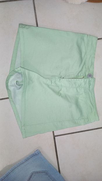 Short vert diabolo jennyfer 34 tbe