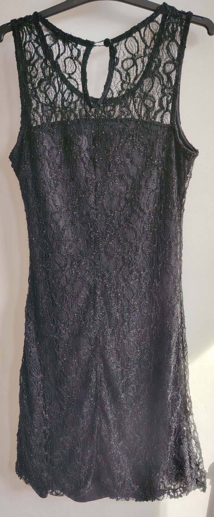Robe noire en dentelle scintillante – Taille 36 - photo numéro 3