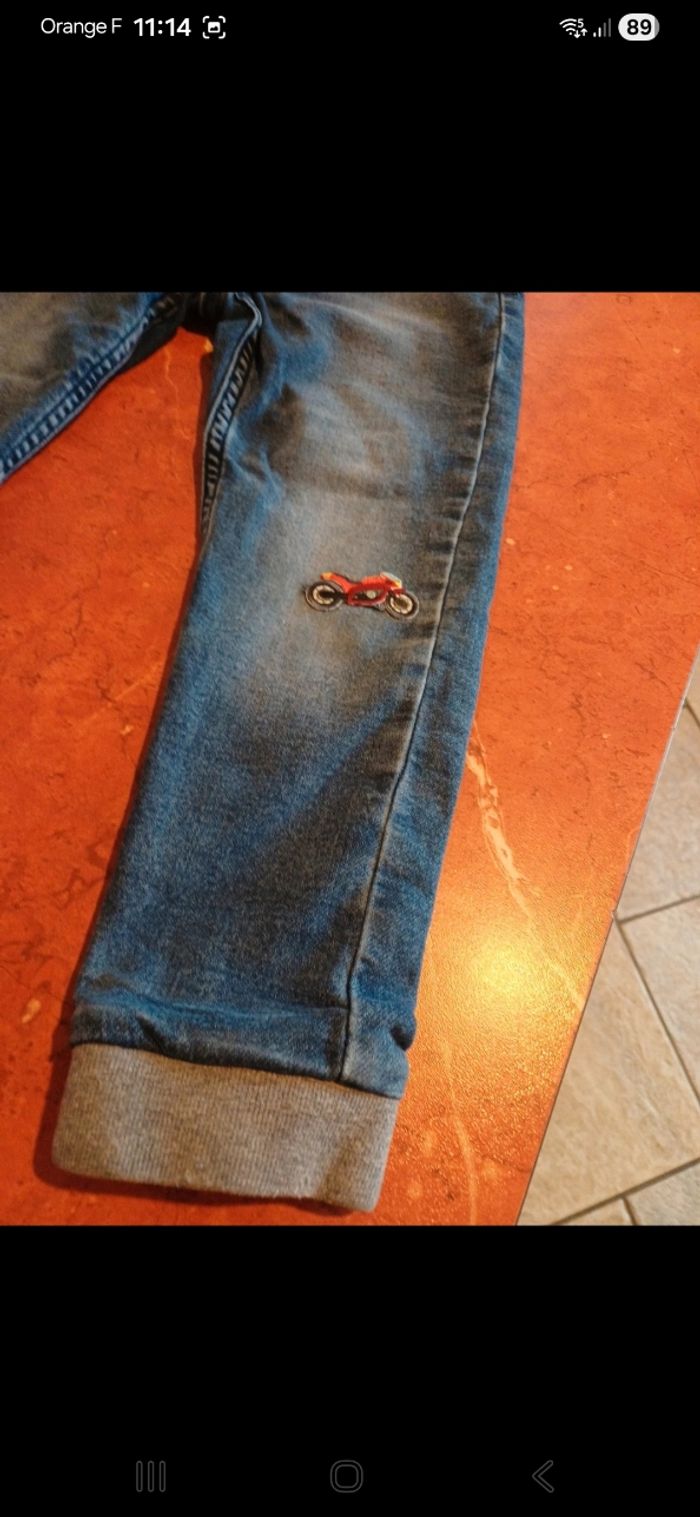 Jean garçon taille 5 ans - photo numéro 4