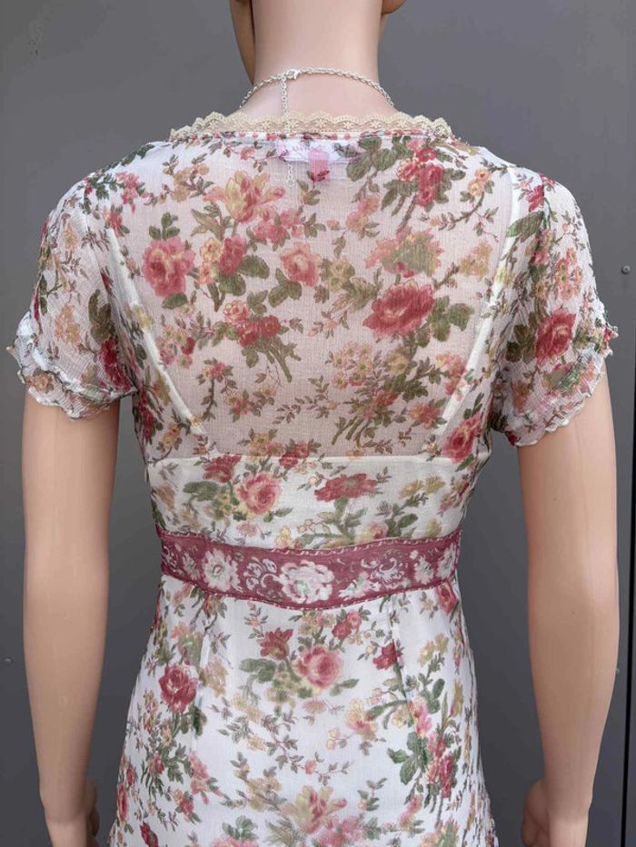 Robe fleurie romantique à dentelle – Taille S – Très bon état - photo numéro 8