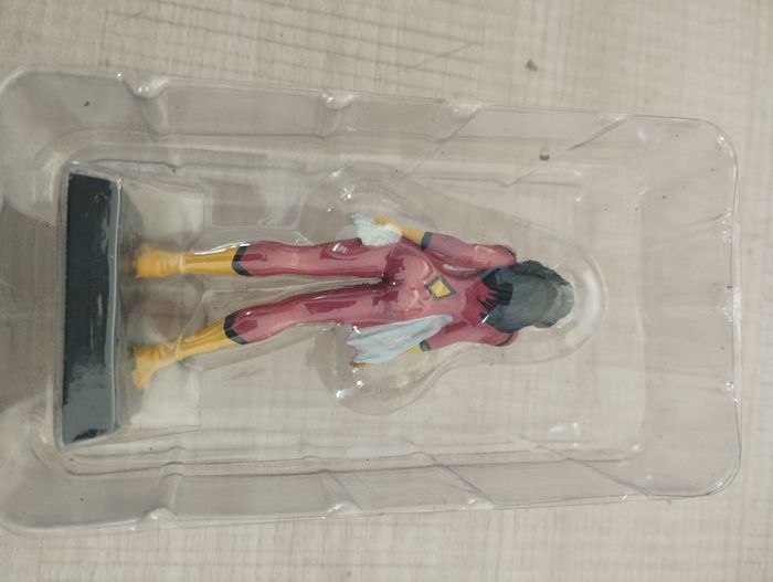 Figurine Marvel spider woman en plomb - photo numéro 3