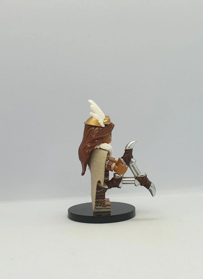 🏯 Figurine Courage des Trois Royaumes - Madame Zhu Rong - (Style Lego) 🏯 - photo numéro 4