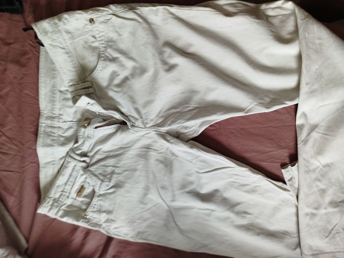 Pantalon blanc Morgan taille 40.