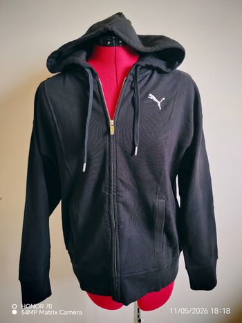 Veste zippee a capuche