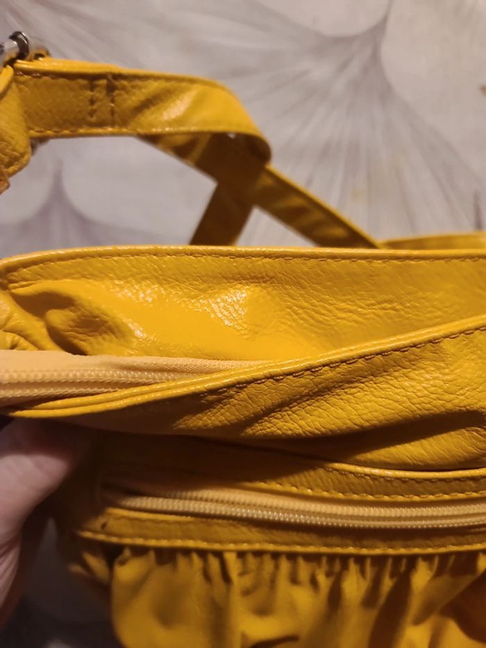 Sac bandoulière jaune - photo numéro 3