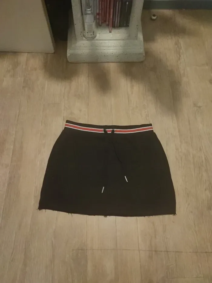 Jupe noir Jennyfer