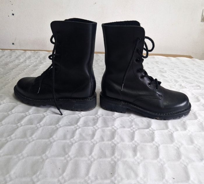 Rangers  / Boots , noir  , cuir véritable  , femme  , taille 38 - photo numéro 5