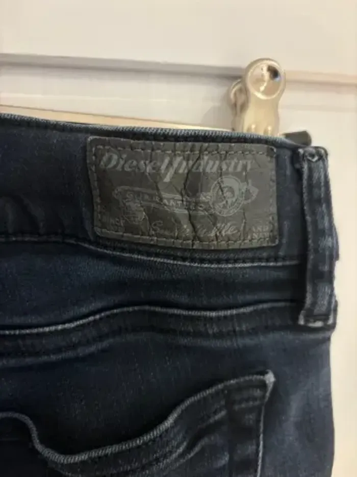 Jean Grupee W25L32 DIESEL - photo numéro 8