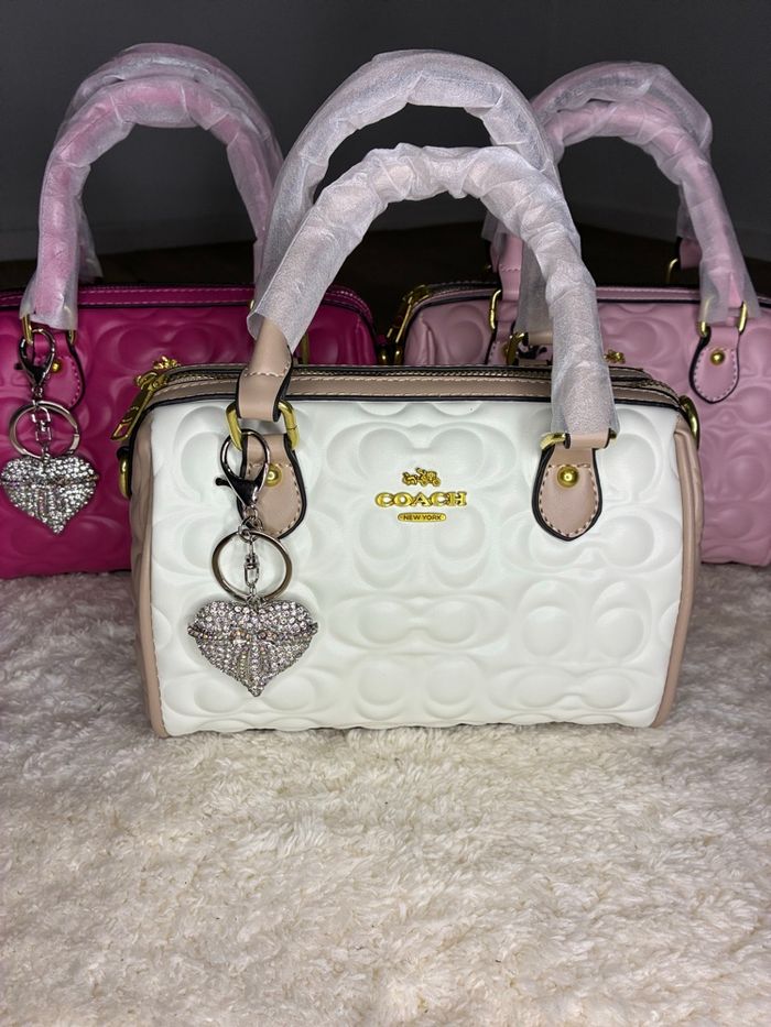 👜 Sac à main Coach – Élégance Rose Intemporelle